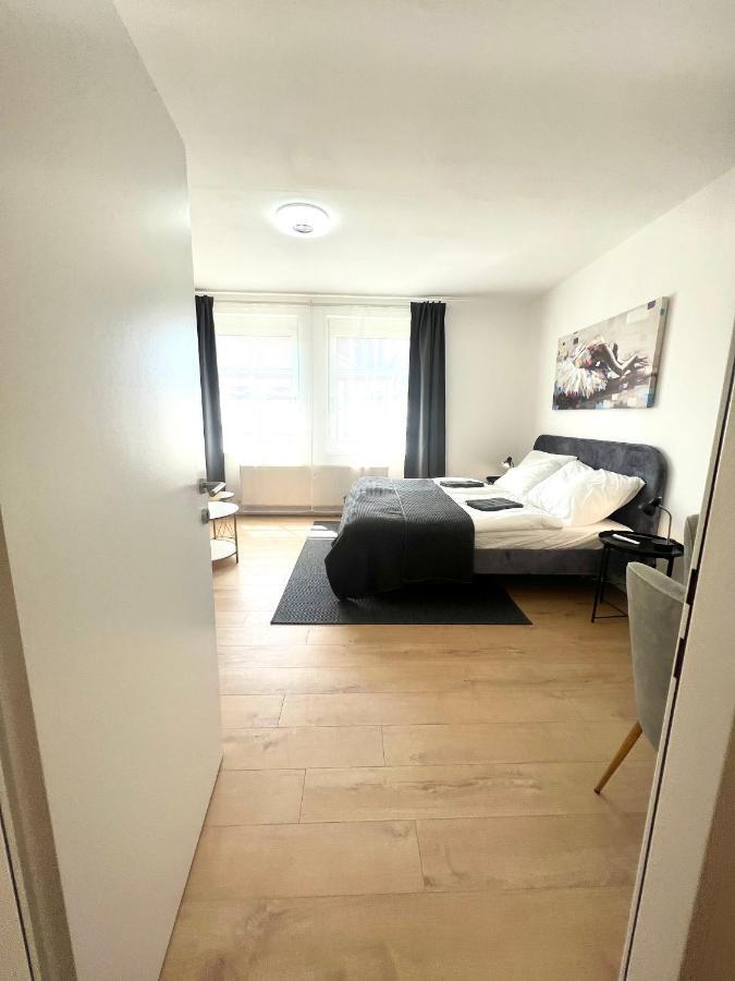 Isabellas: Near To Trainstation Apartamento